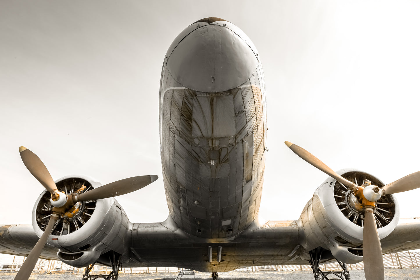 SU-50840 VYNOR Airplane Tempered Glass Print