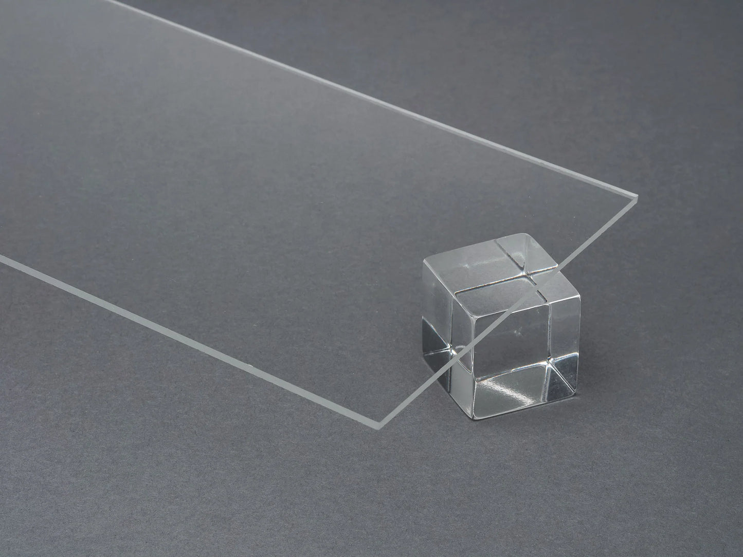 B-15 BUTTERFLY TRANSLUCENT DECOR